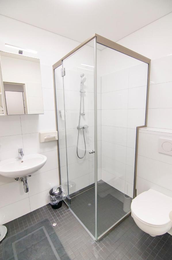 Hotel L201 - 24H Self-Check In Gablitz エクステリア 写真