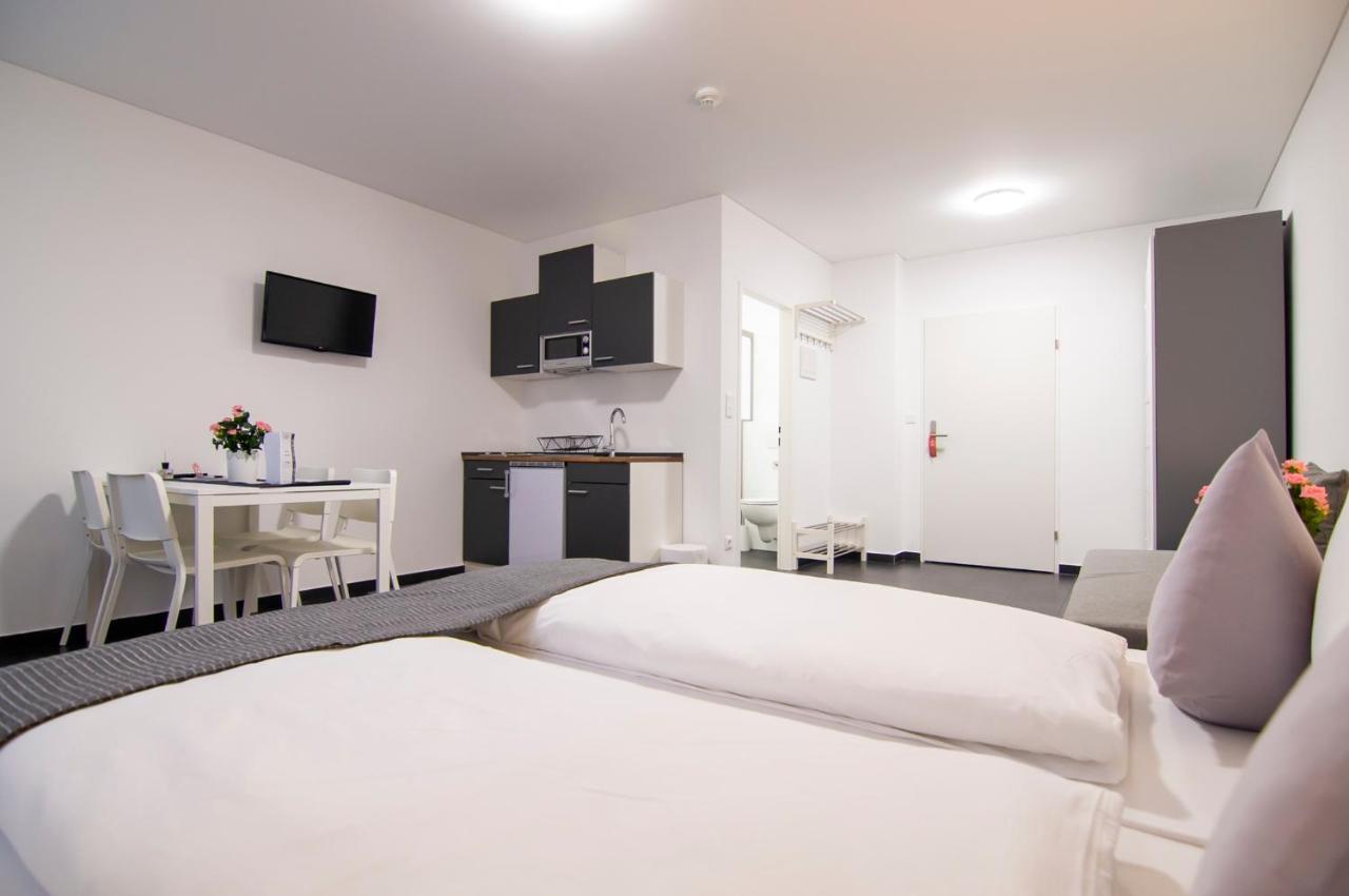 Hotel L201 - 24H Self-Check In Gablitz エクステリア 写真